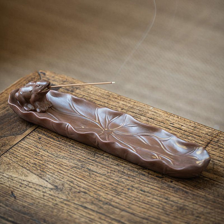 chinese zen garden office ceramic incense burner holder on the table