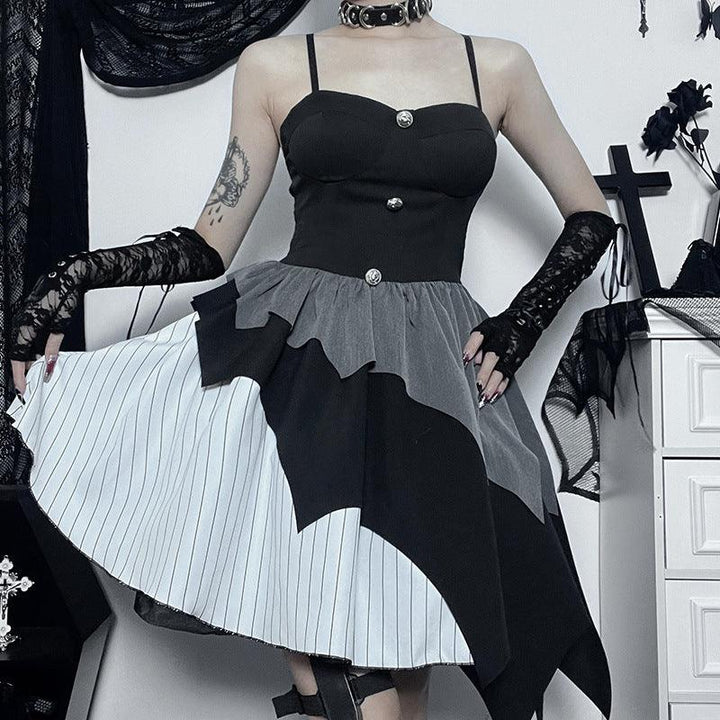 a-woman-wear-a-dark-sexy-black-and-white-gothic-batwing-sleeve-sleeveless-dress-01