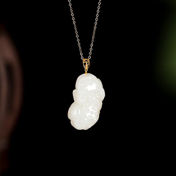 details of hetian jade pixiu pendant natural jade silver gold necklaces