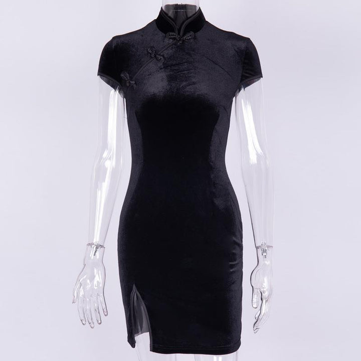 details of a plus size cheongsam style gothic velvet dress