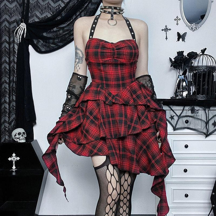 a woman wear a sleeveless red gothic lolita dress
