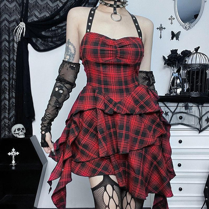 a woman wear a sleeveless red gothic lolita dress
